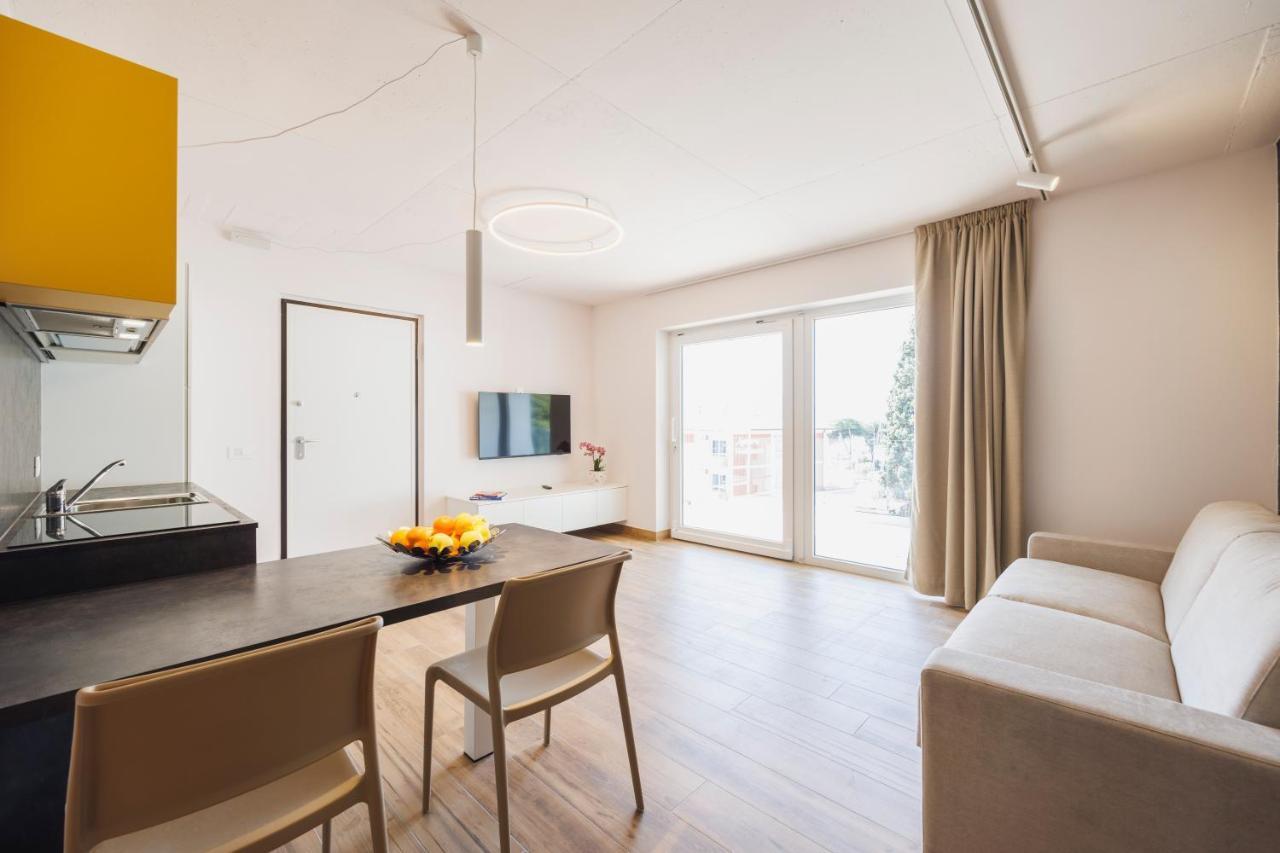 Lake Side Suites Рива-дель-Гарда Экстерьер фото